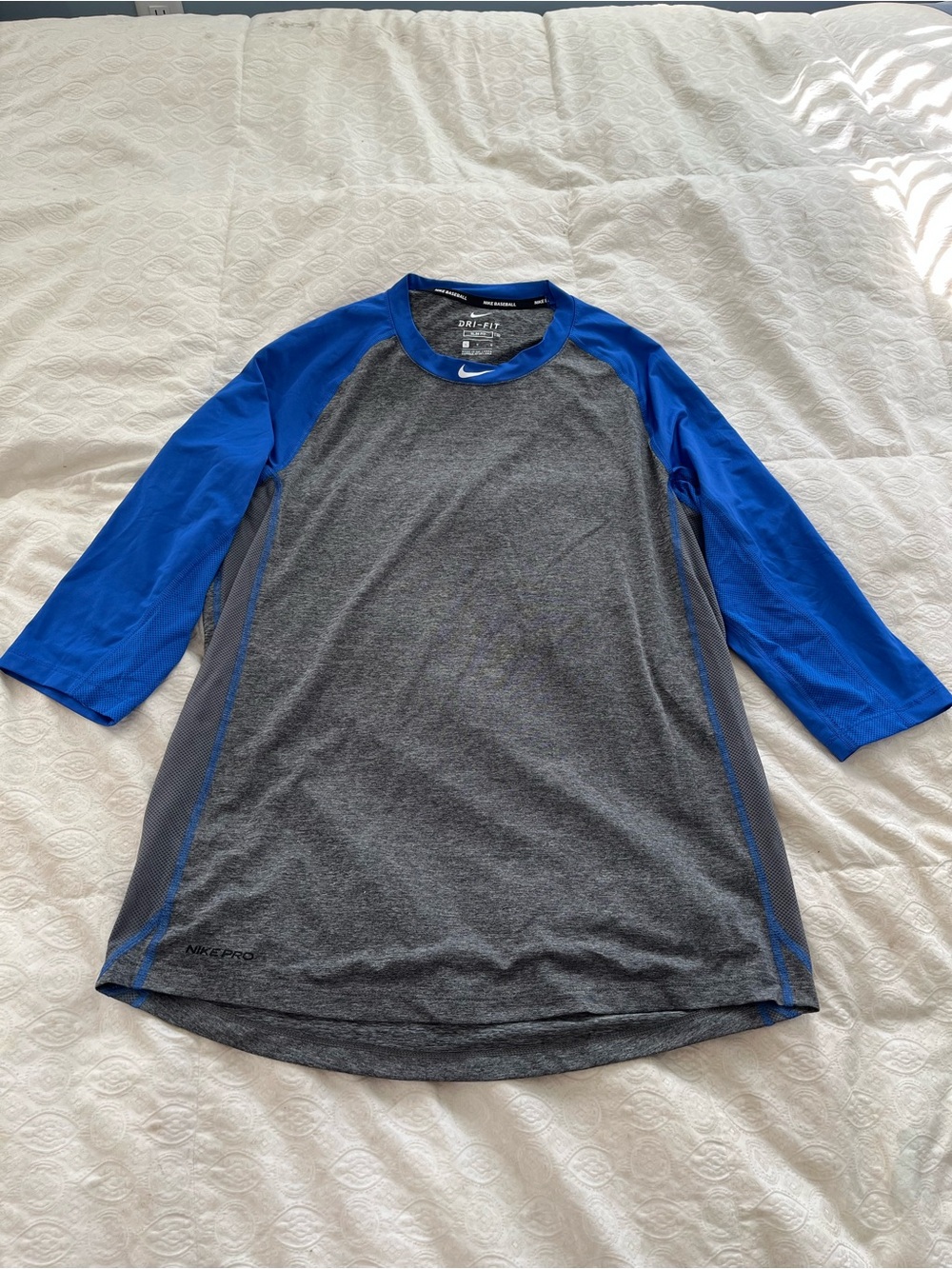 Nike baseball Gray & Blue Raglan Long Sleeve Dri-FIT Shirt size large